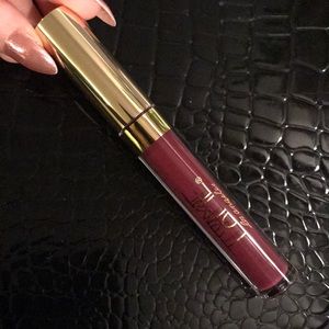 Liquid lipstick 💄